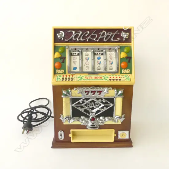 MID-CENTURY SKY CITY CASINO JACKPOT RADIO/CASSETTE PLAYER H340MM  WORKING