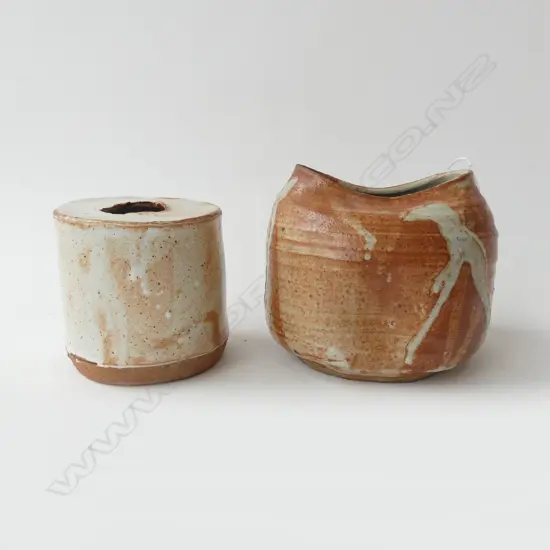 2 STUDIO POTTERY VASES H.140mm