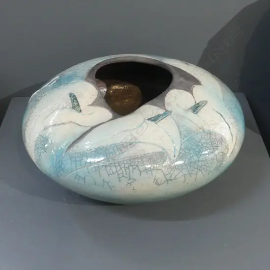 TRACI TOMPKINS POTTERY VASE 350mm dia