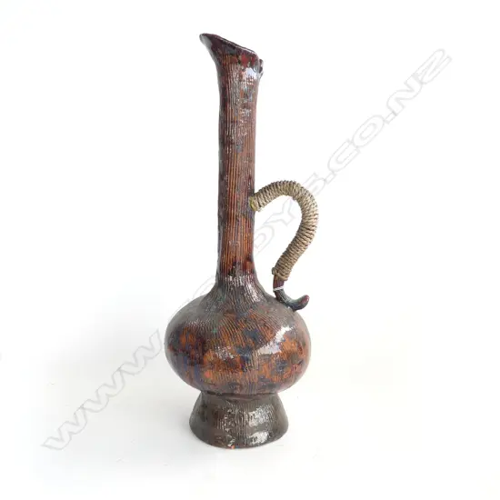 LG STUDIO POTTERY JUG H.570mm