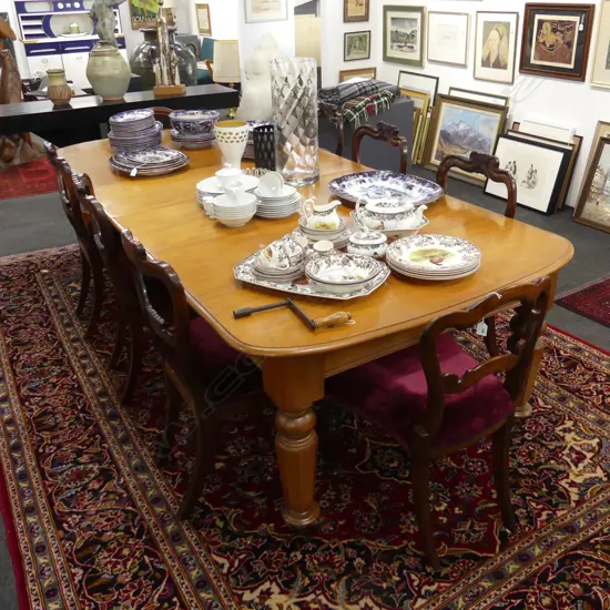 KAURI CRANK DINING TABLE W. 2 LEAVES 2630x1210mm