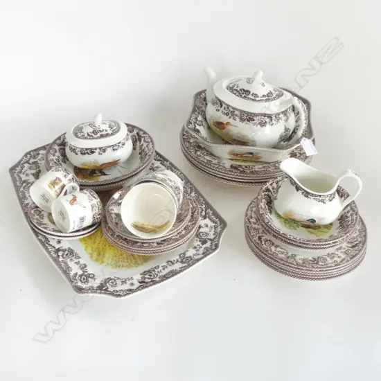 SPODE 'WOODLAND' PART SERVICE INCL. 5 DINNER PLATES 270mm dia, TEAPOT & ASHET ETC AS NEW