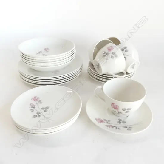 ROYAL DOULTON 'PILLAR ROSE' PART DINNER SET