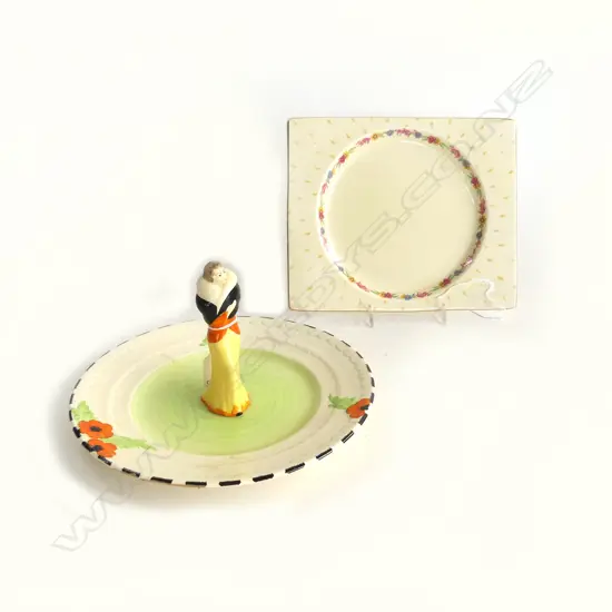 DECO CAKE PLATE WITH CENTRAL FLAPPER TYPE FIGURE AS HANDHOLD, Dia 230mm & BIARRITZ RECTANGULAR PLATE 