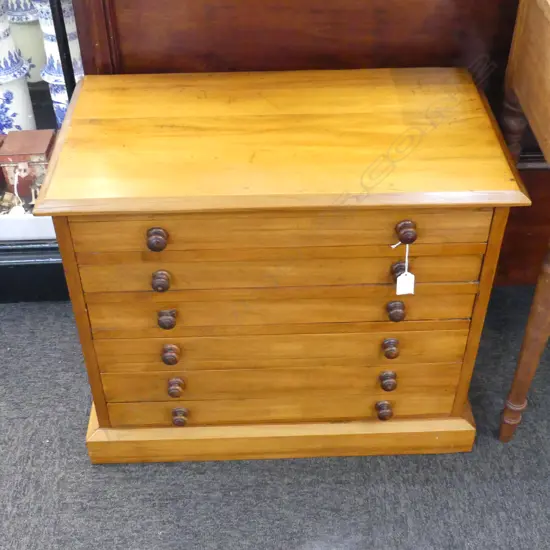 RIMU 6 DRAWER COLLECTORS CABINET 645x355x535mm