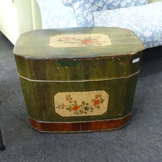 LG ORIENTAL PAINTED WOODEN BOX 720x510x500mm