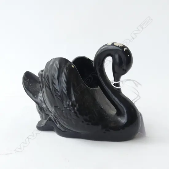 SMALL BLACK CROWN LYNN SWAN #154 H.100mm paint flaking 