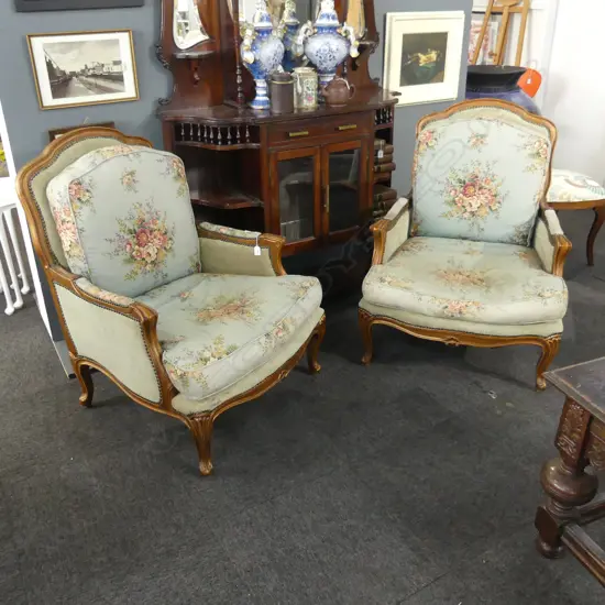 PR FRENCH STYLE ARMCHAIRS IN BLUE FLORAL LINEN UPHOLSTERY