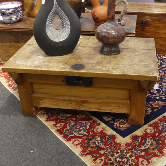 WOODEN LOW TABLE w. HINGED TOP