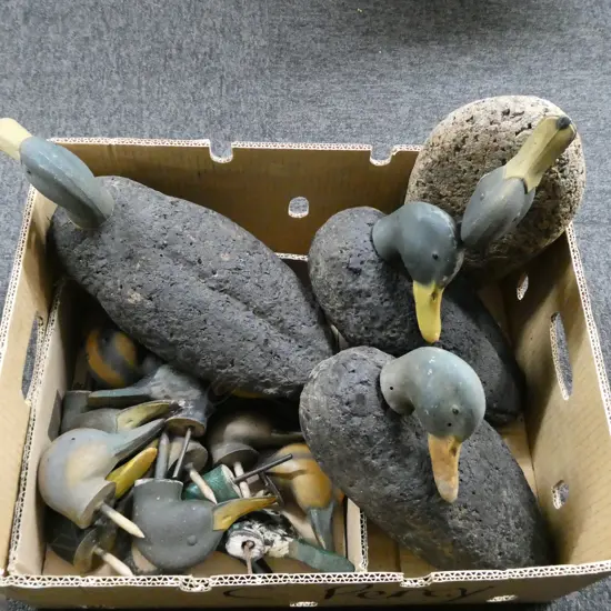 4 DUCK DECOYS + LOOSE HEADS
