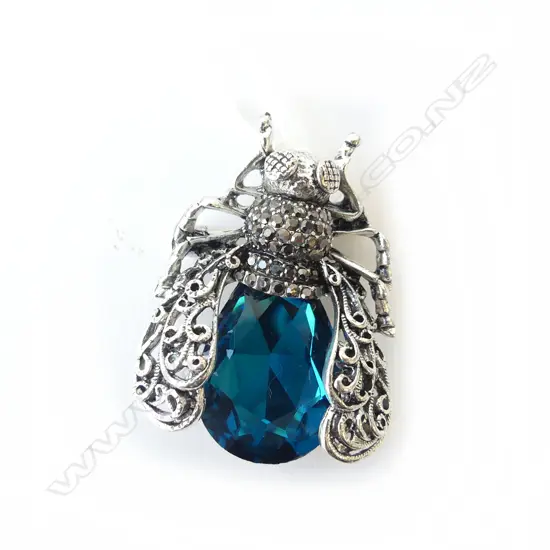 COSTUME BUG PENDANT BROOCH 45x35mm