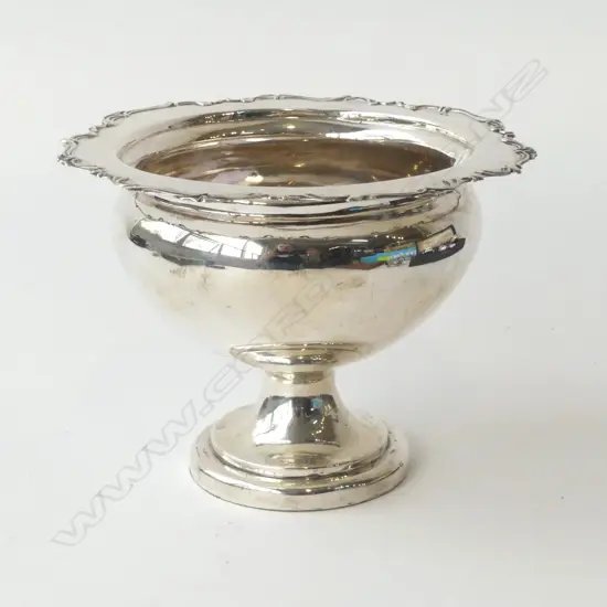STG SILVER FOOTED BOWL WITH FANCY BORDER BIRMINGHAM 1905, D.150MM