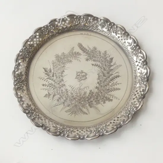 STG SILVER SALVER TRAY, PIERCED & ENGRAVED W. FERNS, B'HAM 1903 174gms 205mm dia