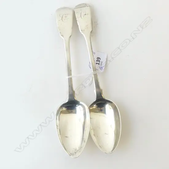 PR VICTORIAN SILVER FIDDLE PATTERN TABLE SPOONS London 1864. 155gms