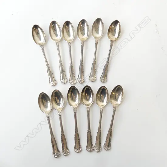 set 12 SILVER TEASPOONS EARLY 20thC 198gms