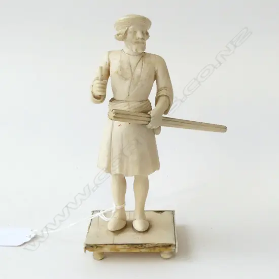 ANTIQUE IVORY CARVED FIGURINE OF A BEARDED MAN, H.150MM