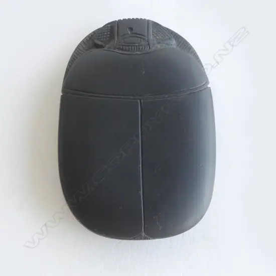 EGYPTION GRANITE SCARAB BEATLE HELIOGRIPHS TO BASE L80MM