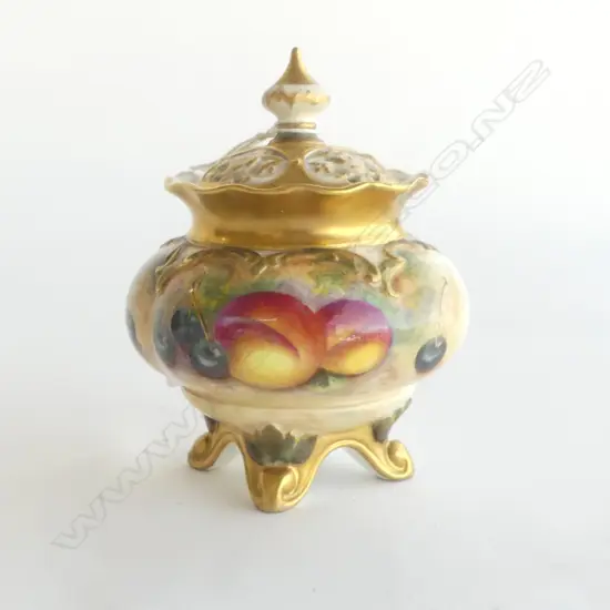 ROYAL WORCESTER SQUAT HAND-PAINTED POT POURRI, DATE STAMP FOR 1951, SIGNED  ROBERTS, H.115mm