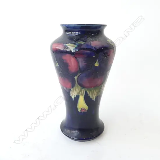 MOORCROFT PANSY VASE H.180mm