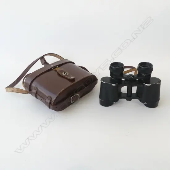VINTAGE LEATHER CASED FRENCH SIMOR BINOCULARS H.125MM