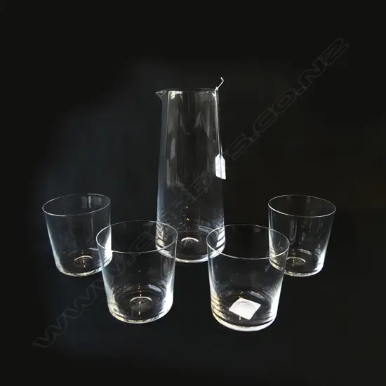 ROYAL DOULTON GLASS BOXED CARAFFE DRINKS SET. Contemporary Carafe + 4 tumblers. London 1815. Cost $249.