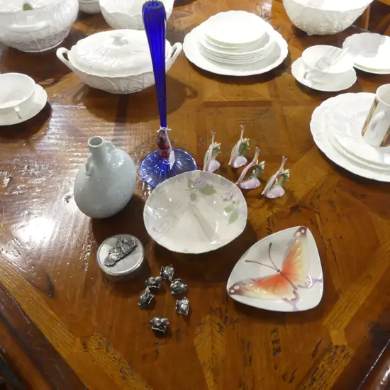 ASST. ART GLASS & CERAMICS ETC