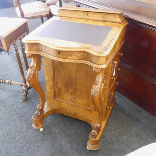 VICTORIAN DAVENPORT (2 LEGS AF)