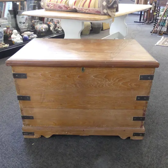 BLANKET BOX 820x510x565mm