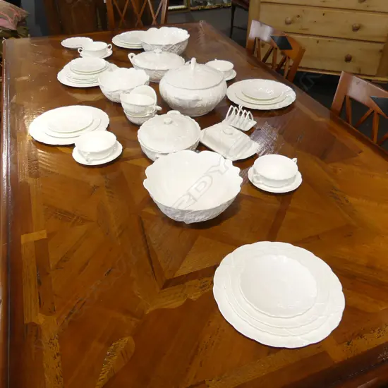 WHITE COALPORT 'COUNTRY WARE' PART DINNER SET INCL. 5 DINNER PLATES, 3 LIDDED TUREENS & 3 BOWLS (1 AF)