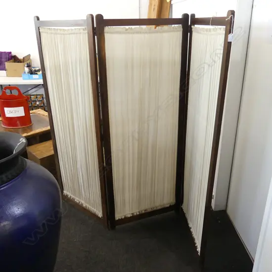 3 PANEL FABRIC SCREEN H.1590mm