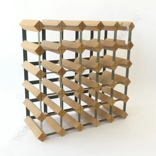 INDUSTRIAL STYLE WINE RACK 5X5 505x505mm