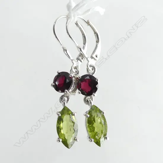 SILVER GARNET & PERIDOT DROP EARRINGS LEVER BACKS