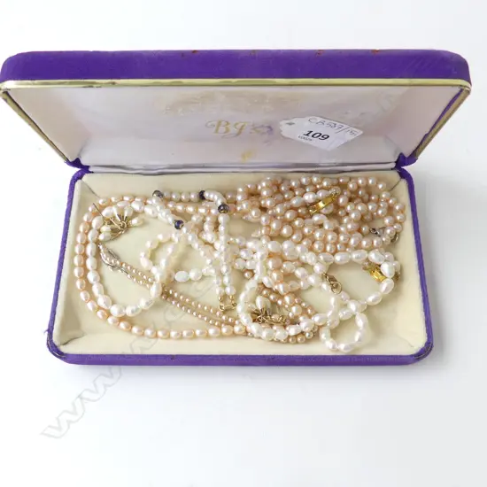 ASST. FRESHWATER PEARL NECKLACES & BRACELETS