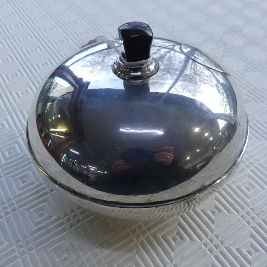STG SILVER LINED CONTAINER, B'HAM 1934 115mm dia 203grms