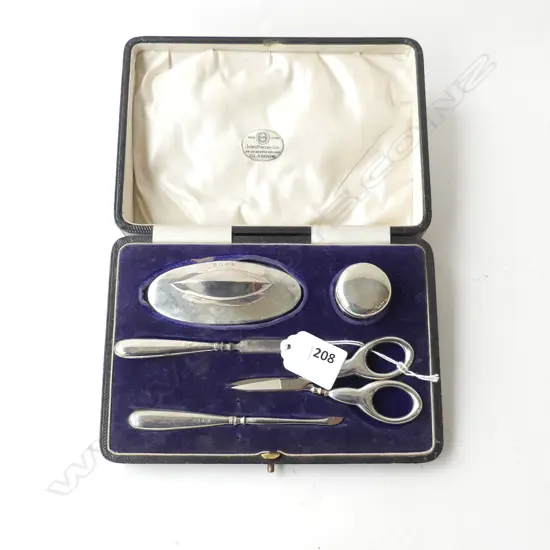 5 PCE STG SILVER VANITY SET, B'HAM 1920, CASED