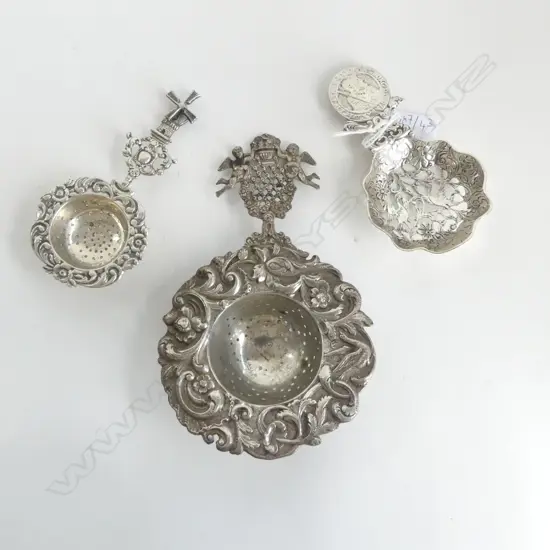 3 SILVER? TEA STRAINERS, 1 925, 2 w. EURO MARKS 134gms