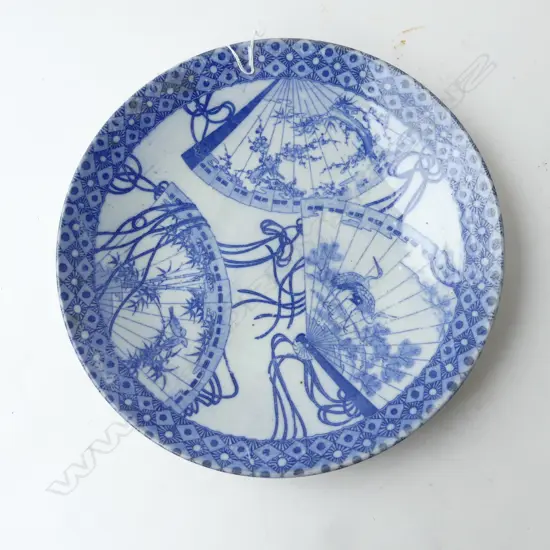 ANTIQUE B/W CHARGER w. JAPANESE FAN DESIGN 305mm dia