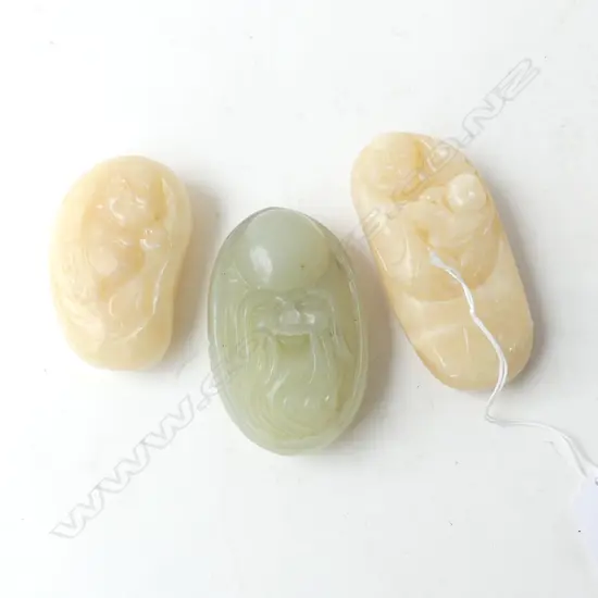3 CARVED ORIENTAL SOAPSTONES L.100mm