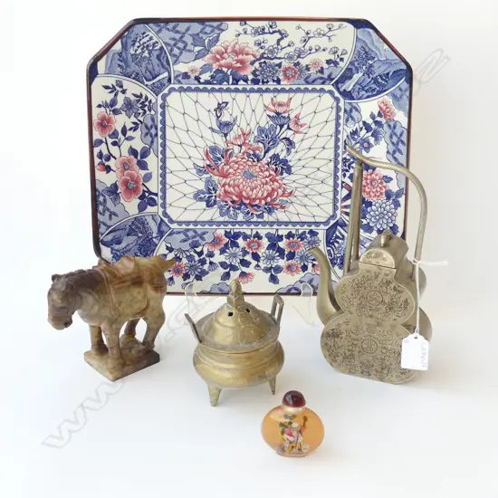5 ORIENTAL PCES; B/W SQ PLATE 285x325mm, TEAPOT, INCENSE BURNER, SOAPSTONE HORSE, SNUFF BOTTLE