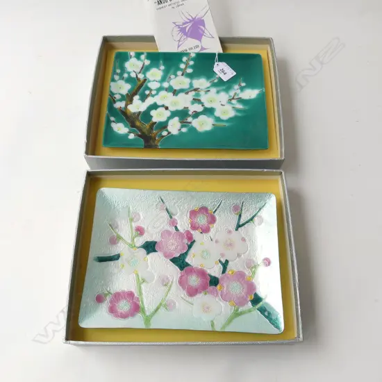 TWO VINTAGE JAPANESE ‘ANDO’ CLOISONNE TRAYS IN BOXES WITH PAMPHLET, 238 x 180mm