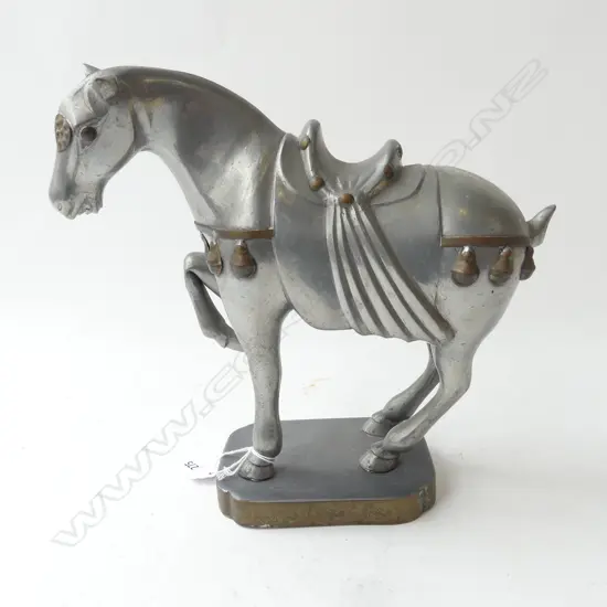 SILVER METAL TANG STYLE HORSE H.245mm