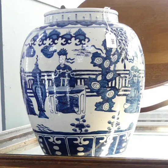 LG ORIENTAL B/W VASE H.335mm