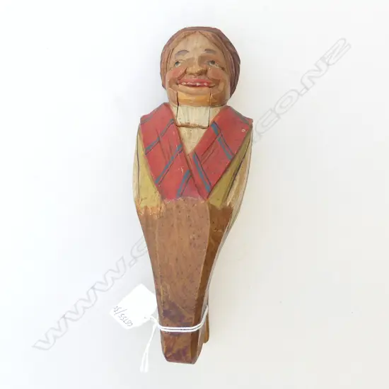 VINTAGE ANRI ITALIAN WOODEN CARVED NUT CRACKER OF LADY, L.180MM