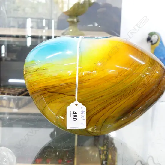 MANDY ANGUS ART GLASS VASE H.140mm