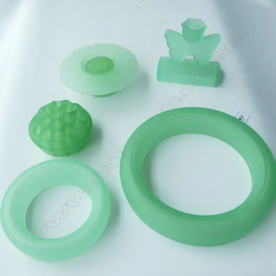 5 PCES GREEN DEPRESSION ERA GLASS 230mm dia