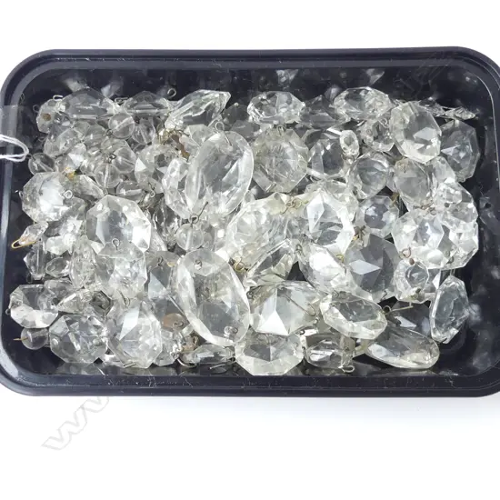QUANTITY OF APPROX. 150+ VINTAGE FACETED CRYSTAL DROPS, L.10-38mm