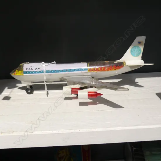 BATTERY ROBOT H300MM & PAN AM PLANE L370MM