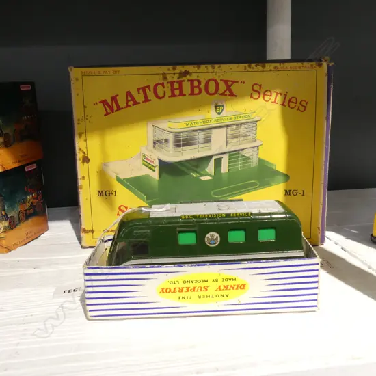 MINT & BOXED MATCHBOX SERVICE STATION MG1 L240 & DINKY TOY BBC VAN