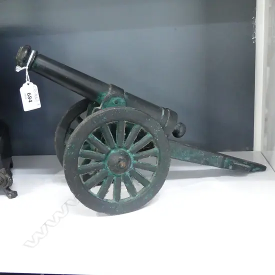 CAST IRON CANON L.420mm