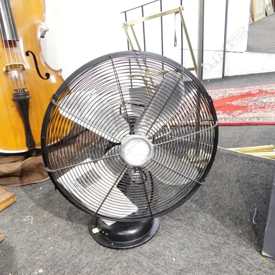 CINNI TABLE FAN H.530mm